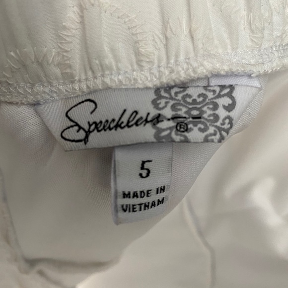 Sweet White Lace Strapless Dress - Picture 5 of 10